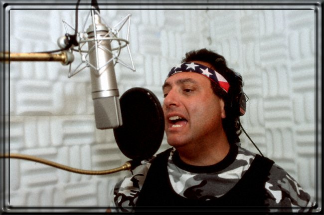 Craig Deanto in studio